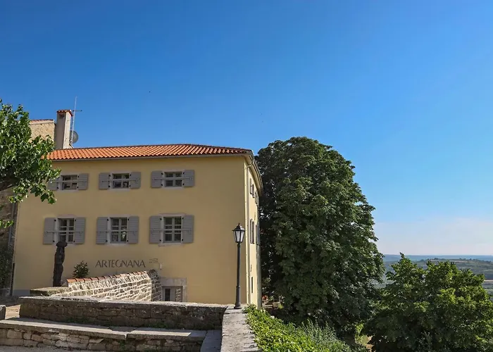 Couette-café Artegnana 1798 4*