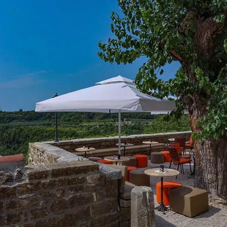 Alojamento de Acomodação e Pequeno-almoço Artegnana 1798 Grožnjan